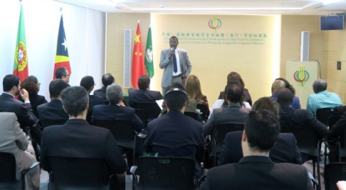 The Deputy Secretary-General of the Permanent Secretariat of Forum Macao, Mr Vicente de Jesus Manuel, gives a presentation about Forum Macao