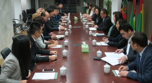 Intercâmbio entre o Secretariado Permanente do Fórum de Macau e a delegação do Município de Tianjin