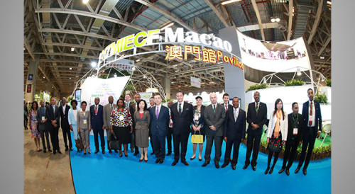 The delegation visited the Macao Pavillion