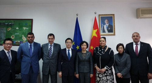 Encontro na Embaixada de Cabo Verde na China