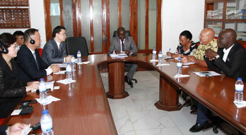 Meeting with the Secretary of State of the Ministry of Economy and Finance, Mr Suleimane Seidi