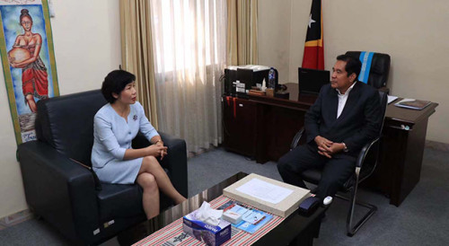 Secretary-General Xu Yingzhen meets with the Executive Director of TradeInvest Timor-Leste, Arcanjo da Silva