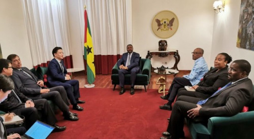 Visita ao Primeiro-Ministro de São Tomé e Príncipe, Dr. Jorge Bom Jesus