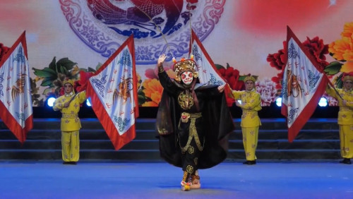 Photo of Jinan Municipality’s “Luju Theatre” performance