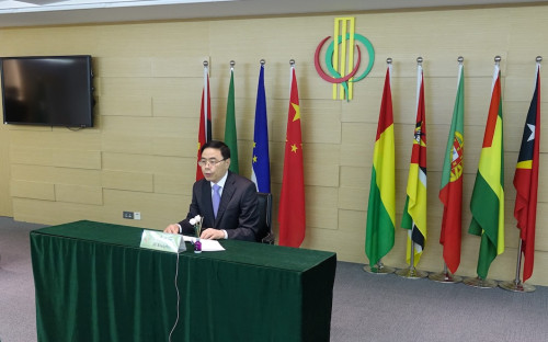 Secretary-General of the Permanent Secretariat of Forum Macao, Mr Ji Xianzheng, delivers a speech via videoconference