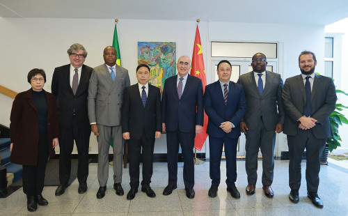 Visit to Embassy of Brazil to China
