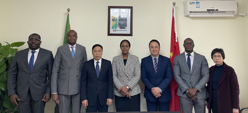 Visit to Embassy of São Tomé and Príncipe to China