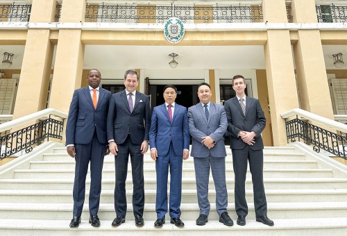 季先峥秘書長拜會葡萄牙駐澳門及香港新任總領事雷德生
