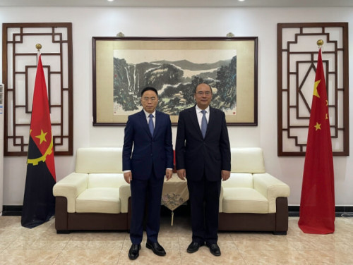 Visita ao Embaixador da República Popular da China em Angola, Dr. Zhang Bin