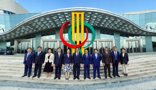 Visitas dos Dirigentes da Província de Jiangsu, da Província de Shandong e do Município de Lianyungang de Jiangsu ao Secretariado Permanente do Fórum de Macau