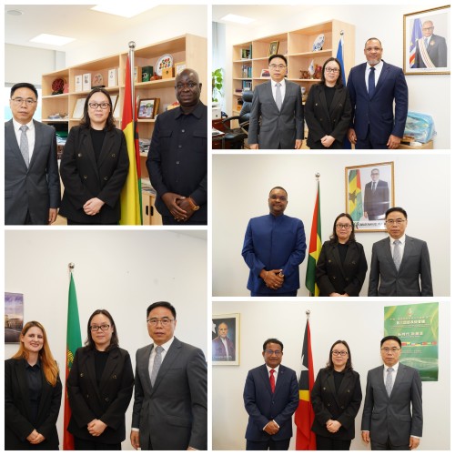 Group photo of Secretary Ng Wai Han with members of the Permanent Secretariat