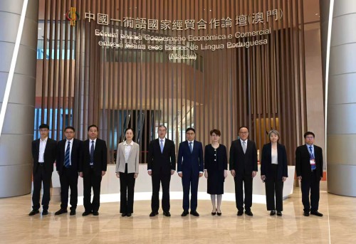 Visit by Zhao Zenglian, Vice-Governor of Fujian Province, to the Permanent Secretariat.