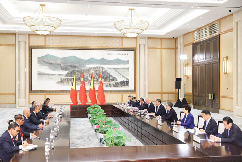 国家主席习近平于杭州会见东帝汶总理夏纳纳・古斯芒及其率领的代表团