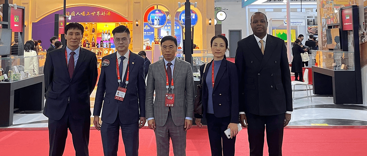 Deslocação do Secretariado Permanente do Fórum de Macau a Beijing para desenvolver actividades económicas e comerciais