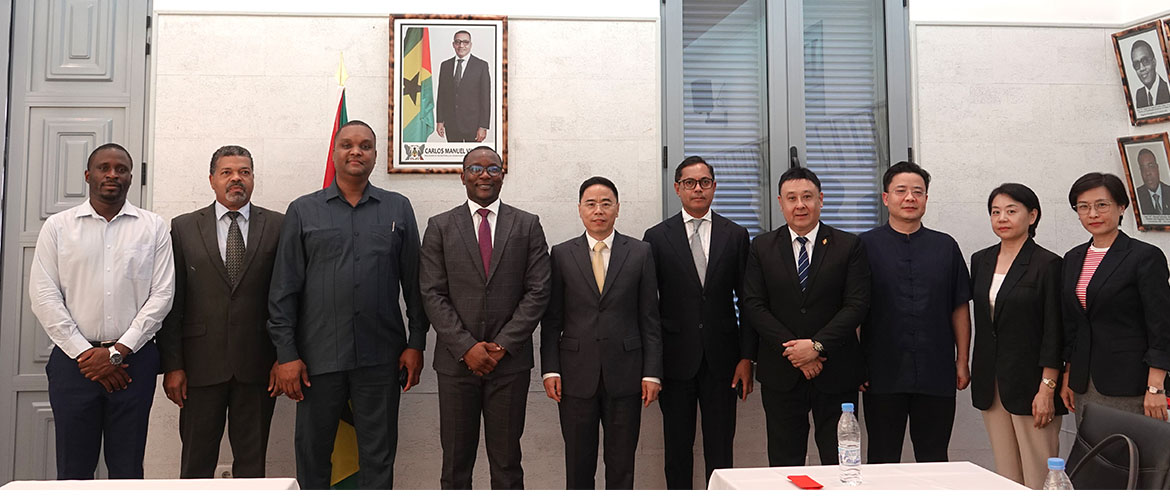 Permanent Secretariat of Forum Macao visits São Tomé and Príncipe